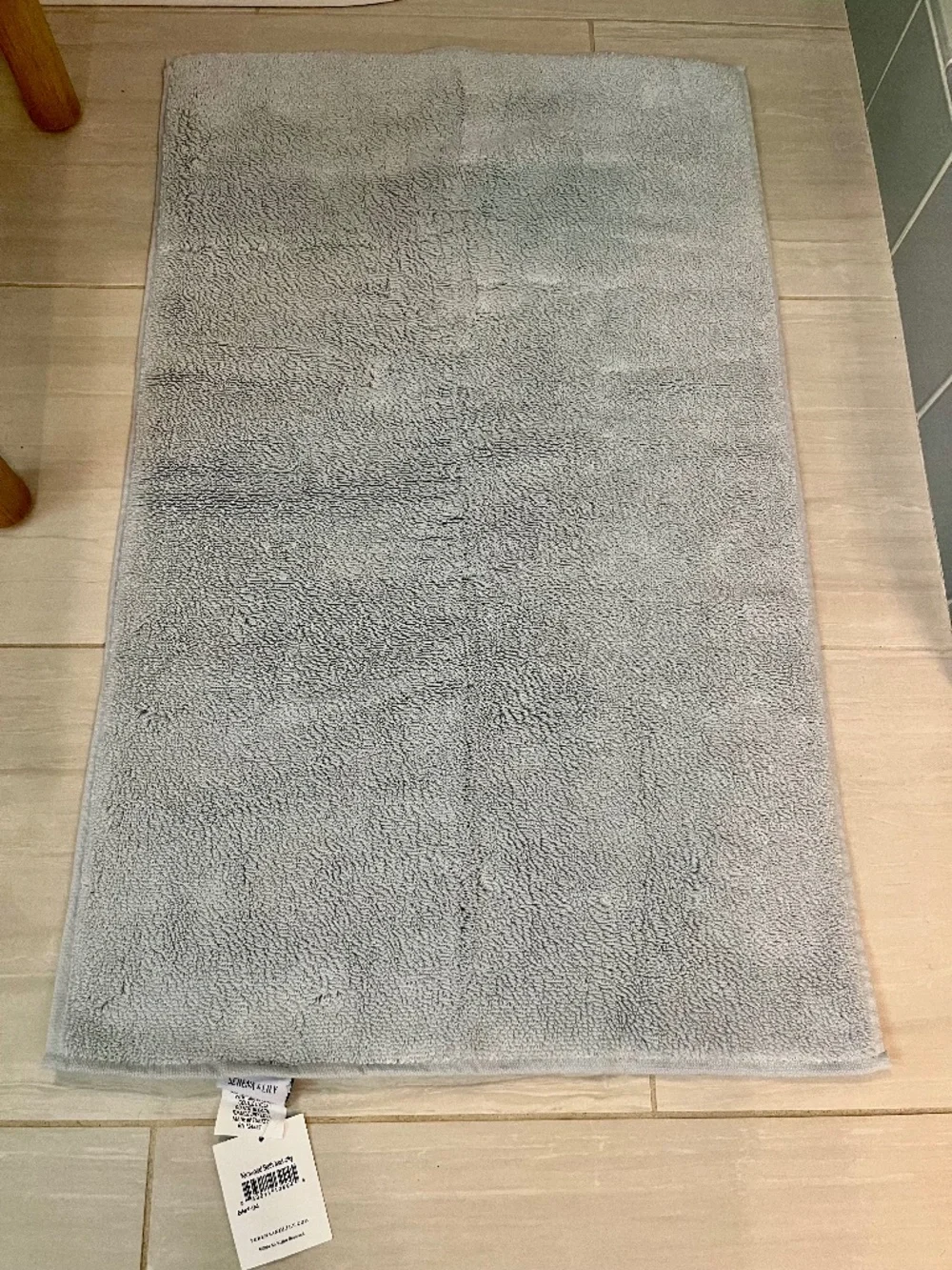 NWT Serena & Lily Kenwood Bath Mat - Ice Blue